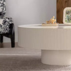 Tavolino da caffè rotondo moderno bianco, tavolino centrale a tamburo in legno da 34,25 pollici. Tavolino da caffè d'accento contemporaneo per soggiorno, appartamento, ufficio