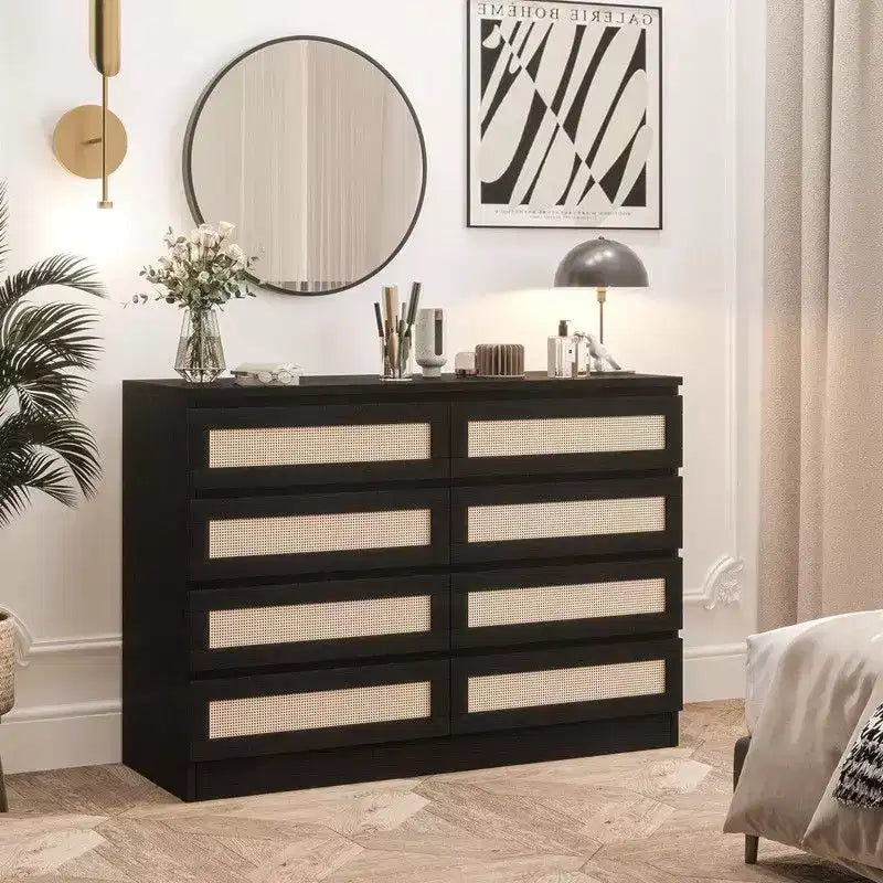 Tavolino laterale con piano rotondo da 50 cm e base scanalata, in legno di mango